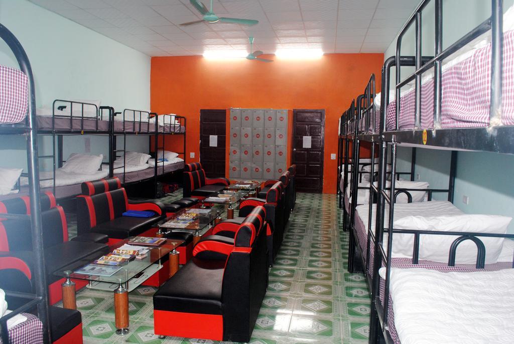 Phong Nha Backpacker Hostel エクステリア 写真