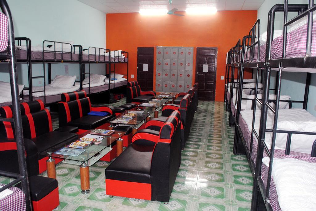 Phong Nha Backpacker Hostel エクステリア 写真