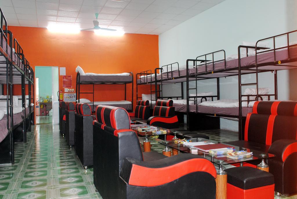 Phong Nha Backpacker Hostel エクステリア 写真